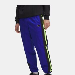 Under Armour Icon Woven Mens Track Joggers with Black & Yellow Stripes (Size M)